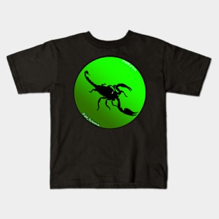 Scorpion Green Gradient Kids T-Shirt